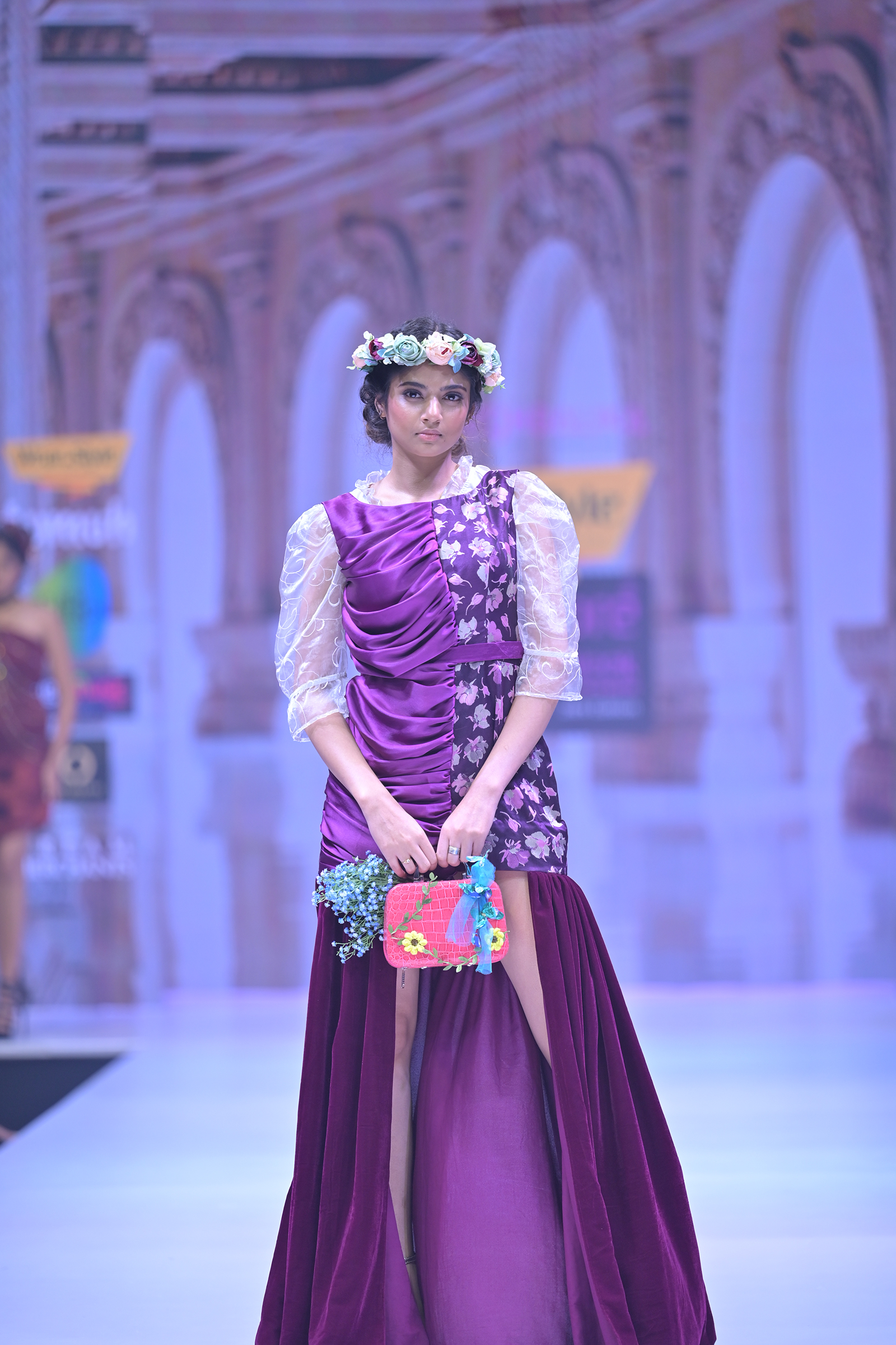 Wavy Vintage Velvet Gown - Image 2